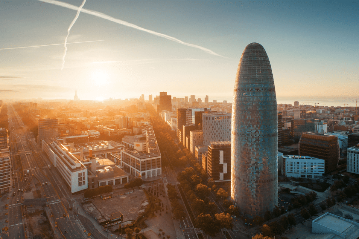 Vista de Barcelona per a turisme dental